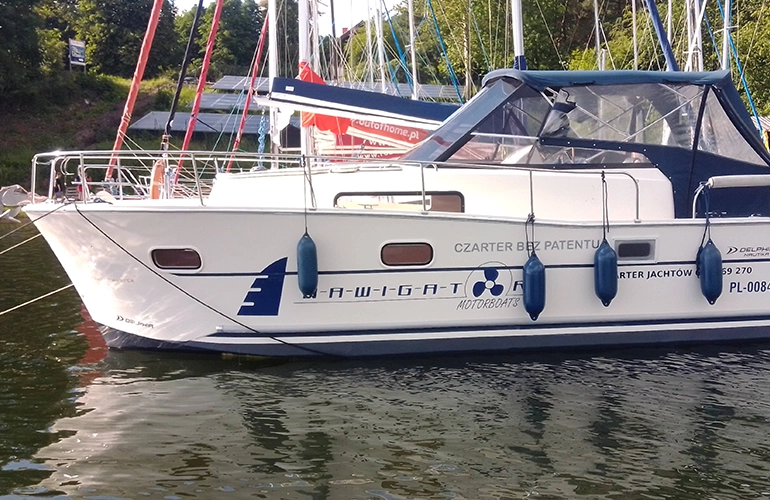 jacht delphina nautica 830